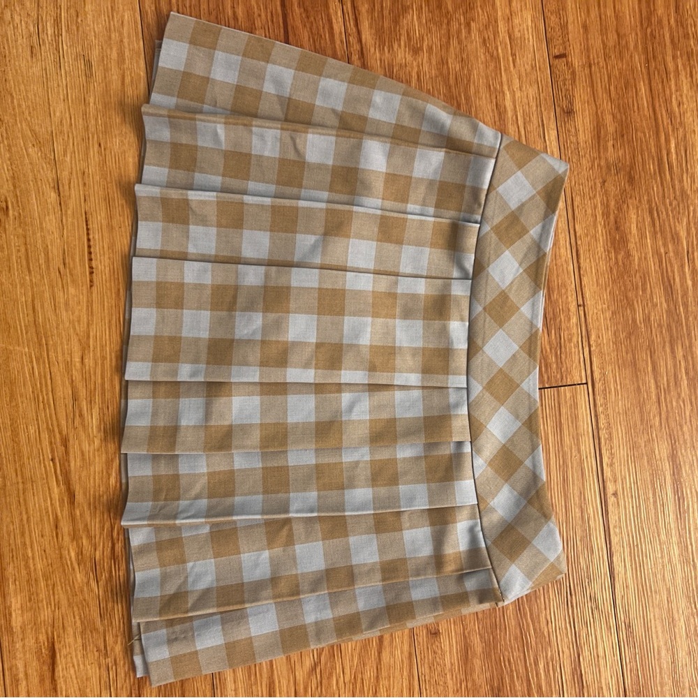 Aritzia, Sundays Best size S pleated skirt